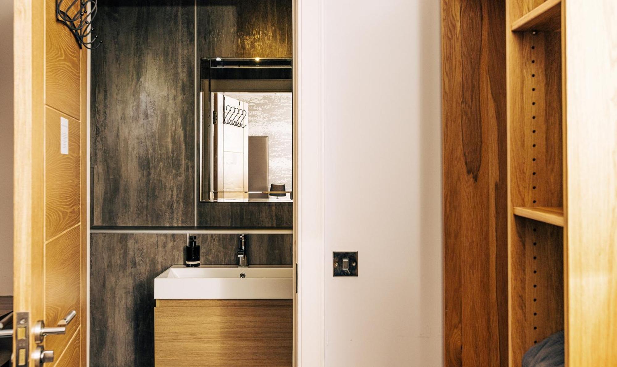 The Tower Gastro Pub And Inn 4*